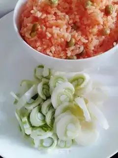 Make Paprika and fried rice step 6