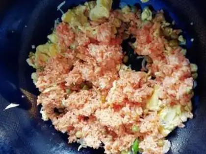 Make Paprika and fried rice step 10