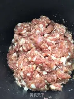 Make Fresh meat mooncake step 1