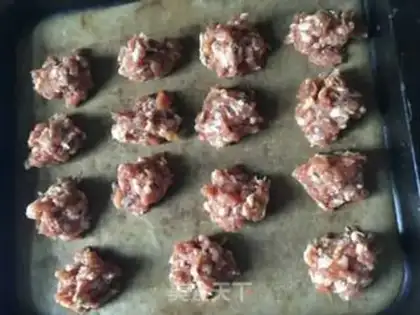 Make Fresh meat mooncake step 2