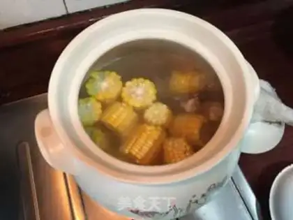Make Pork bone carrot corn soup step 2