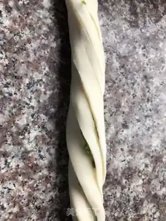 Make The onion grab cake step 4