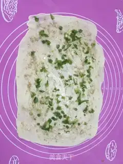 Make The pasta tore the onions step 4