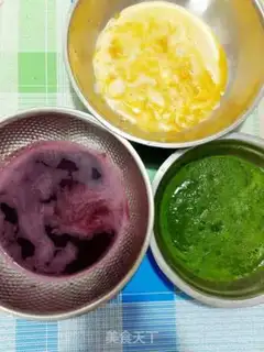 Make Three-coloured springcakes step 5