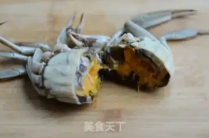 Make Spicy crabs step 1