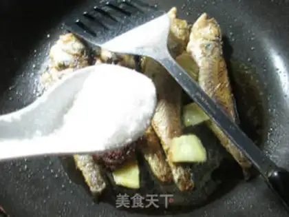 Make Salsa sauce, yellowfish step 5