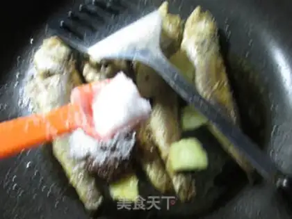 Make Salsa sauce, yellowfish step 6