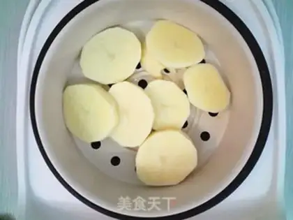 Make Potato ball step 0
