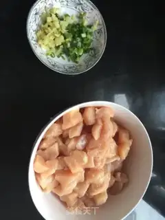 Make Chickenballs in black pepper step 0