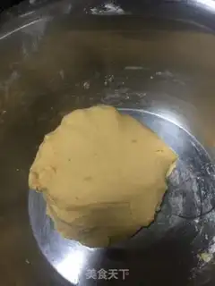 Make Watermelon beanballs step 1