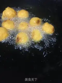 Make Watermelon beanballs step 4