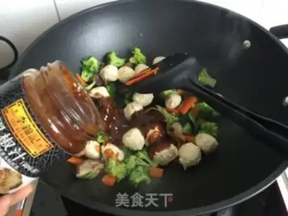 Make Chickenballs in black pepper step 9
