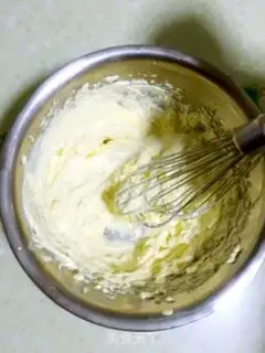 Make Mango cheese mousse cake step 16