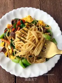 Make Beef noodles step 20