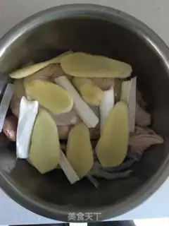 Make Hands tore chickens step 2