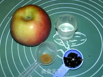 Make Cinnamon apple cake step 0