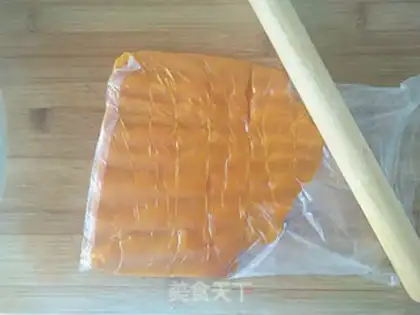 Make Pumpkin step 1