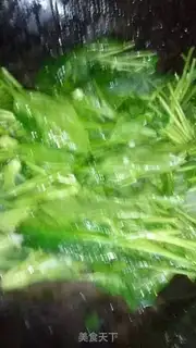 Make Garlic spinach step 2