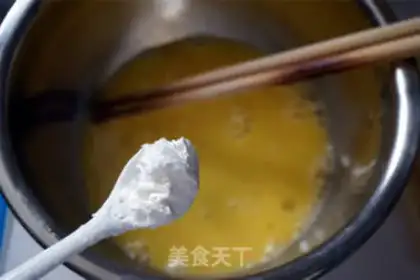 Make Ham egg sandwich step 2