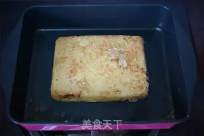 Make Ham egg sandwich step 4