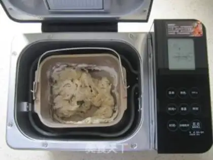 Make Egg sausage sandwich step 2