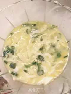 Make Eggcakes with steak step 1