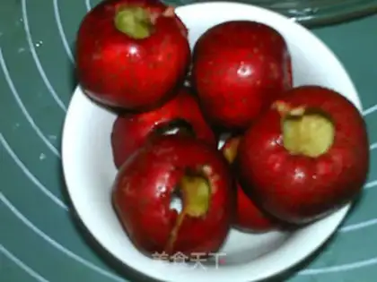 Make Ginger-tree apple soup step 1