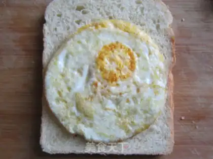 Make Egg sausage sandwich step 7