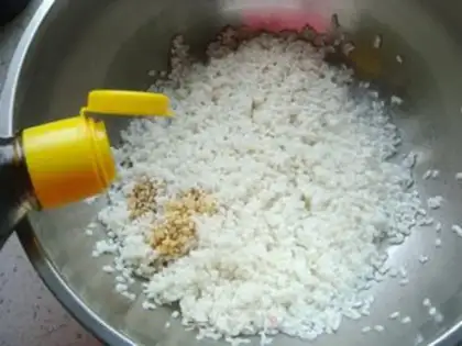 Make The rice eggs step 2