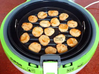 Make Air-fried chicken pie step 6