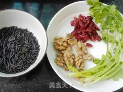 Make Cranberry walnut rice step 0