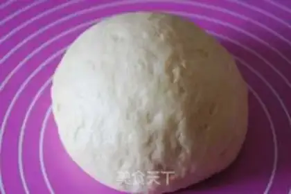 Make Rose bread step 1