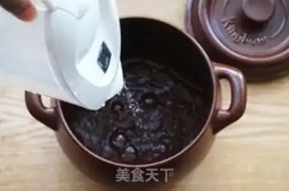 Make The spicy seafood congee step 2