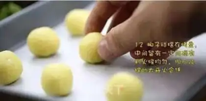 Make Coconut ball production step step 11