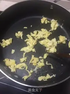Make Piggy sauce, fried rice step 1