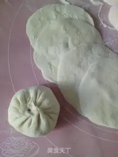 Make Cream eggs and pie step 11