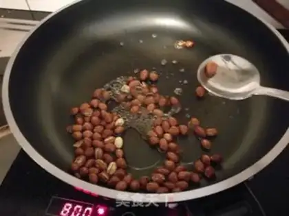 Make Hanging frost peanuts step 8