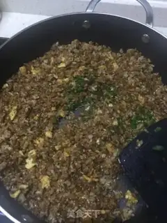 Make Piggy sauce, fried rice step 5