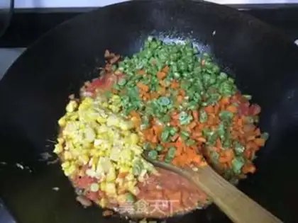 Make Quick-hand five-colored vegetable noodles step 4