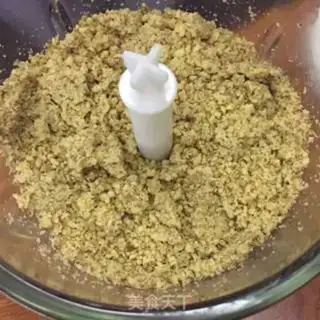 Make Red sugar pecan powder step 3