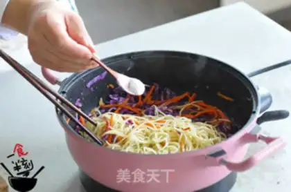 Make Shrimp noodles step 5