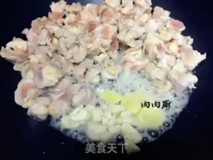 Make Spicy chicken crumbs step 5