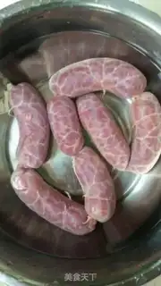 Make Garlic sausages are spicy and sweet step 2