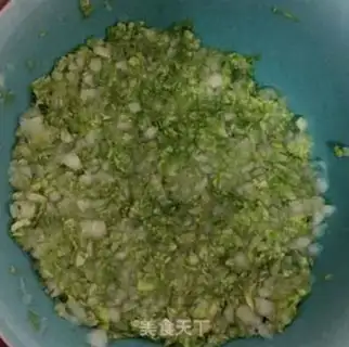 Make Pork cabbage buns step 3
