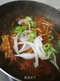 Make Seafood pasta step 9