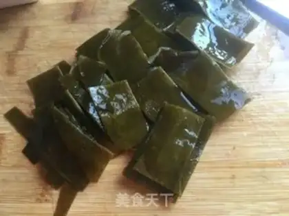 Make Tofu soup step 1