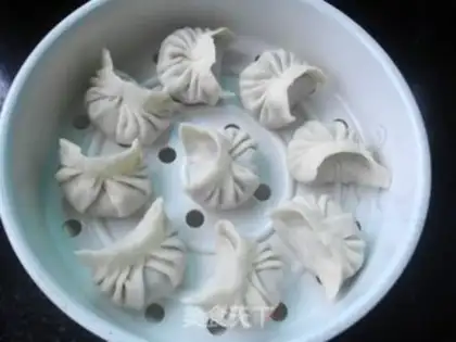 Make "Blucchid and blue pork dumplings." step 6