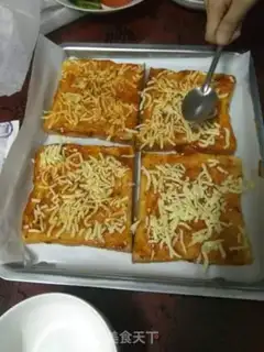 Make Little toast pizza step 2