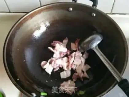 Make Hot cabbage hotpot step 4