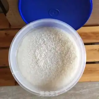 Make The rice beverage step 0